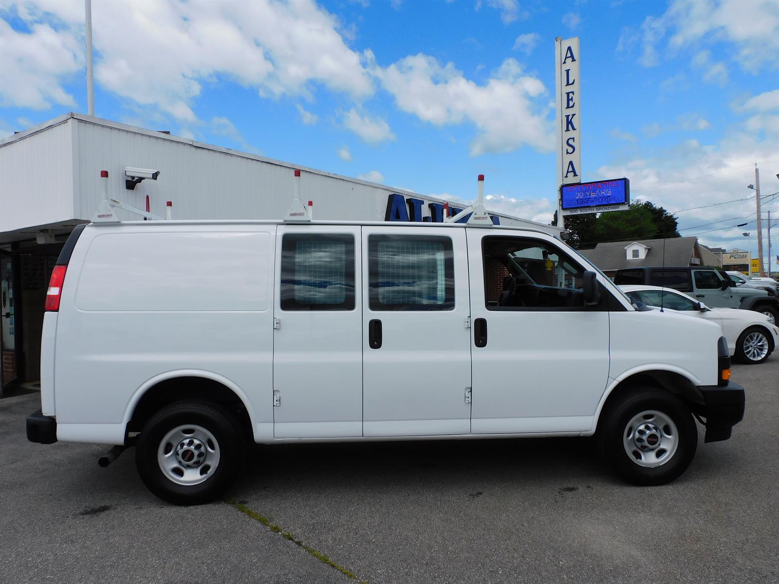 2024 GMC Savana 2500