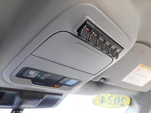 2024 Ford F600 DRW 4WD Service Body:A01173