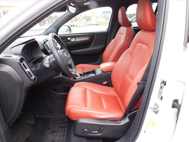 2020 Volvo XC40 T5 Inscription