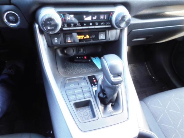 2019 Toyota RAV4 XLE:KD038724