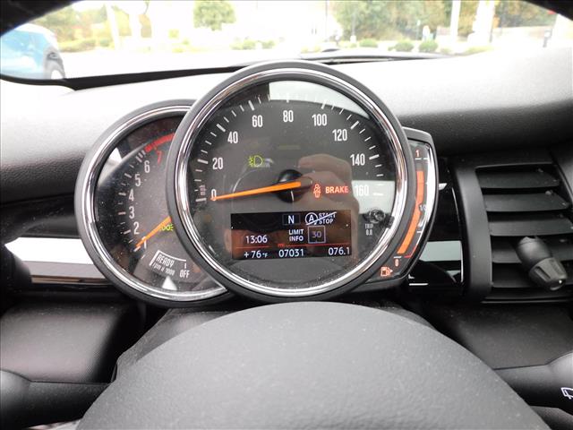 2021 MINI Hardtop 2 Door Cooper:M2N10139
