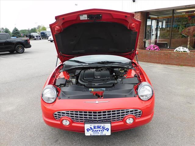 2002 Ford Thunderbird Deluxe