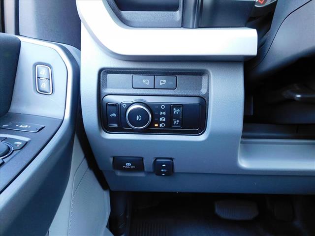 2024 Ford F-450 Super Duty XLT DRW 4WD Crew Cab:C23327