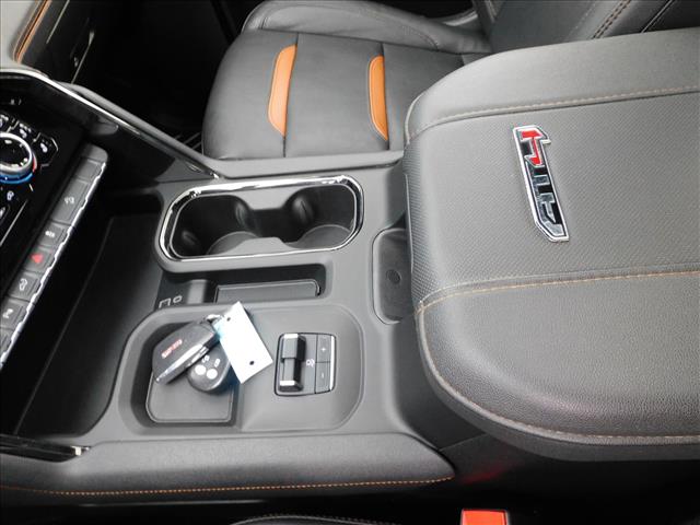 2025 GMC Sierra 2500HD AT4:SF123556