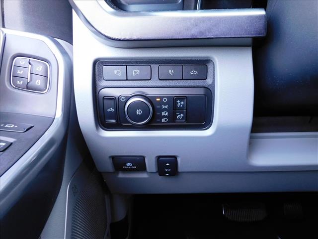 2024 Ford F-250 Super Duty Limited:RED56570