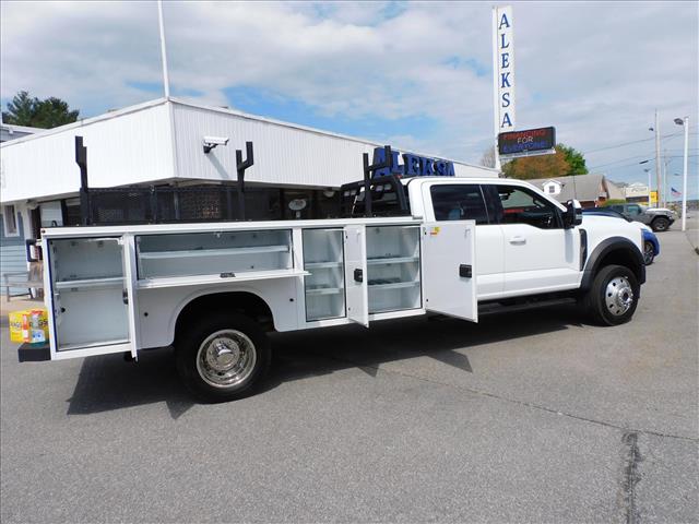 2023 Ford F-550 CREW CAB DRW 4WD LARIAT SERVICE BODY:C75684