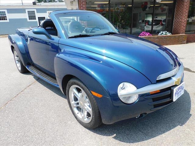 2005 Chevrolet SSR LS