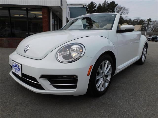 2019 Volkswagen Beetle Convertible 2.0T SE:KM504957