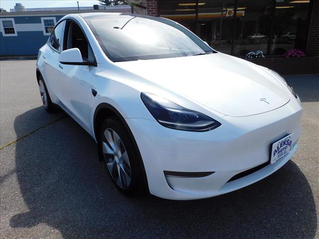 2024 Tesla Model Y Long Range:RA220014