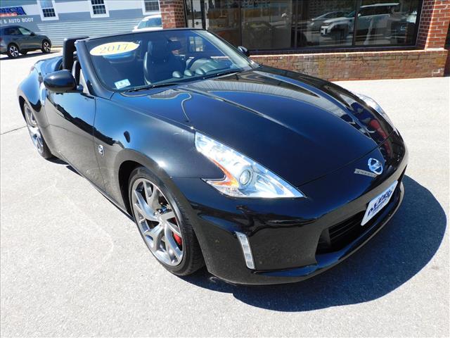 2017 Nissan 370Z Roadster Touring Sport:HM940289