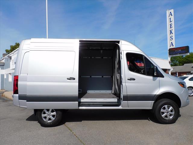2024 Mercedes-Benz Sprinter 2500:RT182026
