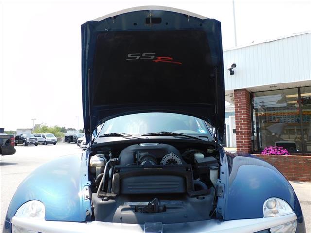 2005 Chevrolet SSR LS