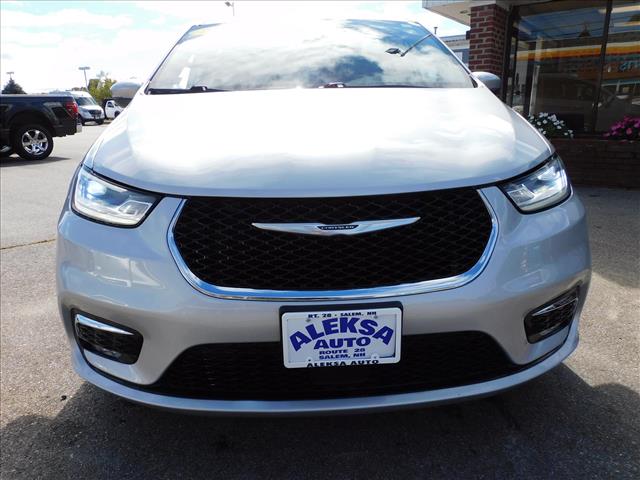 2023 Chrysler Pacifica Plug-In Hybrid Touring L:PR559226