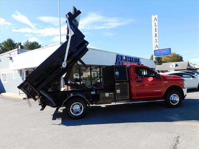 2022 Ram 3500 photo 2