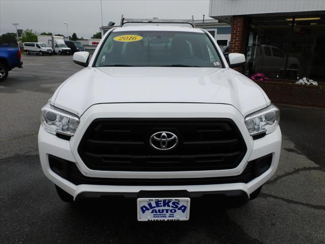 2016 Toyota Tacoma SR