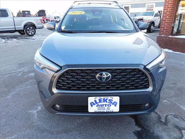 2024 Toyota Corolla Cross XLE:RV095426