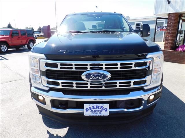 2024 Ford F-450 Super Duty XLT DRW 4WD Crew Cab:C23327