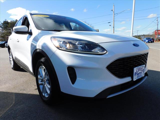 2020 Ford Escape SE:LUA03958