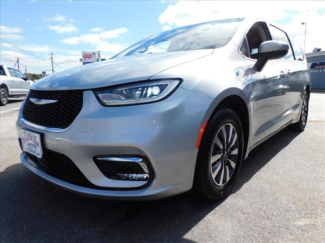 2023 Chrysler Pacifica Plug-In Hybrid Touring L:PR559226