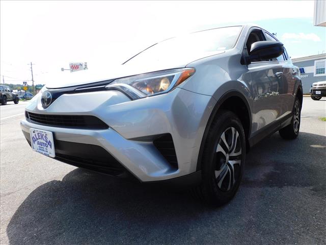2018 Toyota RAV4 LE:JJ200361