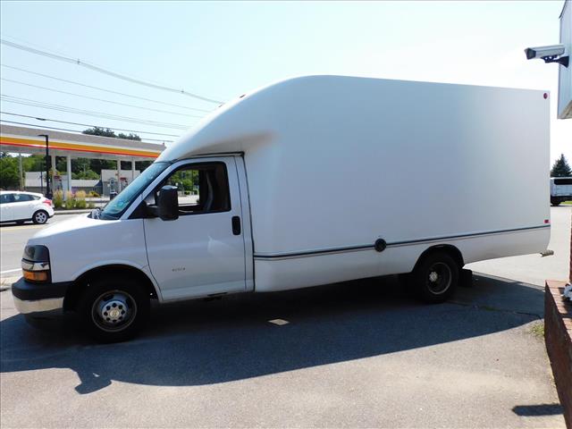 2018 Chevrolet 3500  Unicell 15Ft Box DRW Fiberglass:J1268251