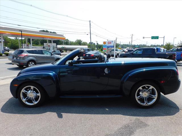 2005 Chevrolet SSR LS