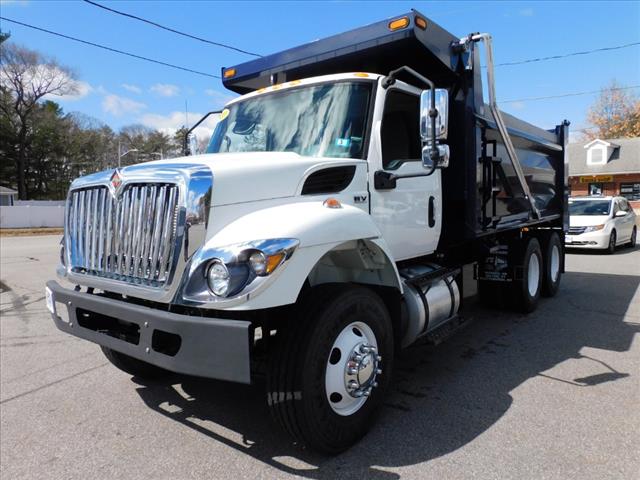 2020 International HV607 10 WHEEL 6X4 15FT DUMP