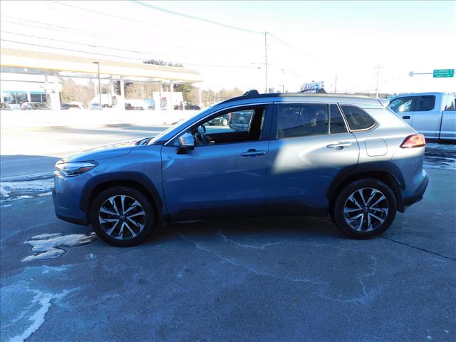 2024 Toyota Corolla Cross XLE:RV095426