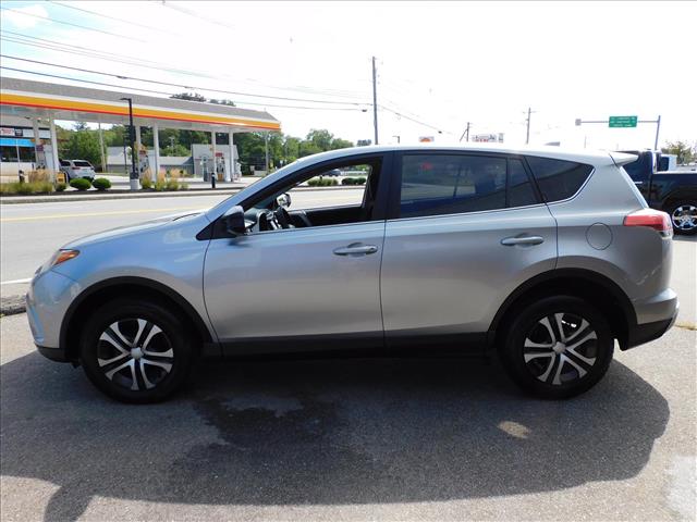 2018 Toyota RAV4 LE:JJ200361