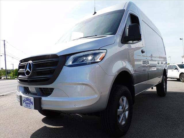 2024 Mercedes-Benz Sprinter 2500:RT182026