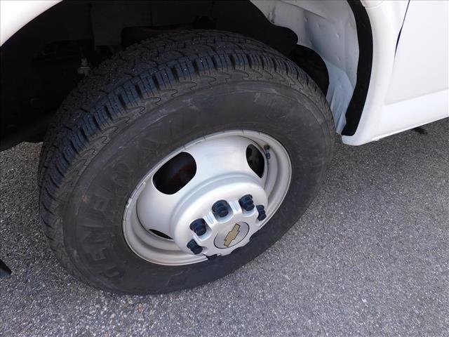 2023 Chevrolet Express 3500:PN012172