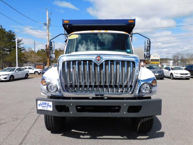 2020 International HV607 10 WHEEL 6X4 15FT DUMP