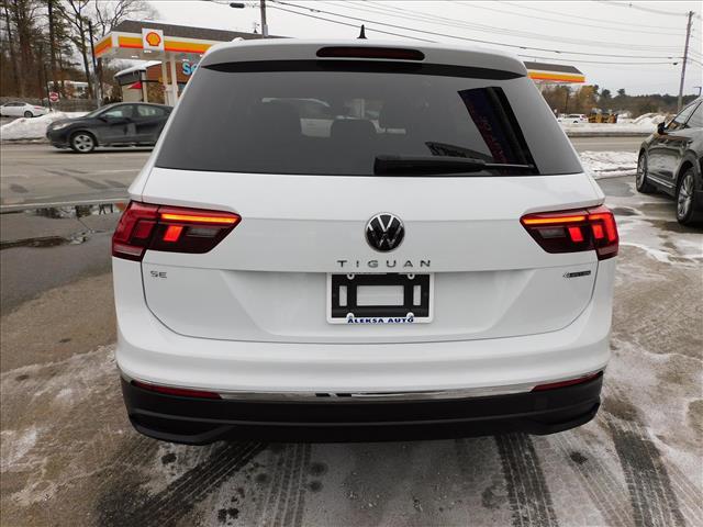 2022 Volkswagen Tiguan SE 4Motion:NM171261