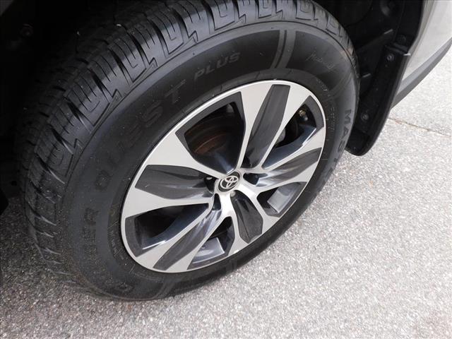 2022 Toyota Highlander XLE:NS213764