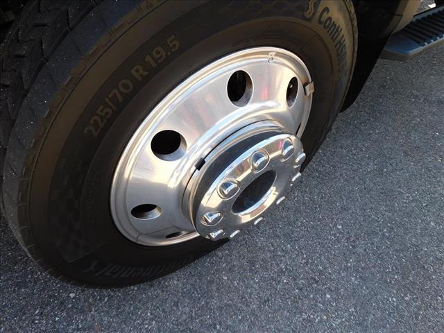 2024 Ford F-450 Super Duty XLT DRW 4WD Crew Cab:C23327