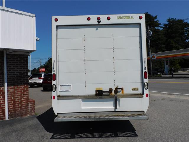 2018 Chevrolet 3500  Unicell 15Ft Box DRW Fiberglass:J1268251