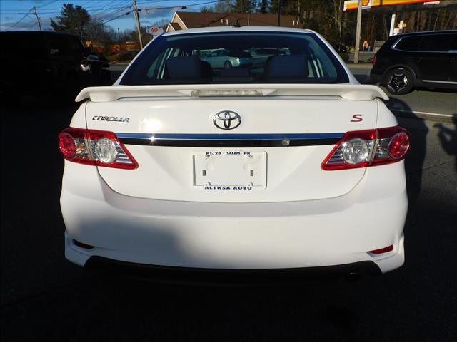 2011 Toyota Corolla S:BC634936