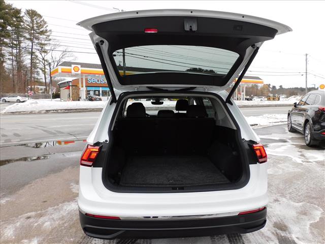 2022 Volkswagen Tiguan SE 4Motion:NM171261