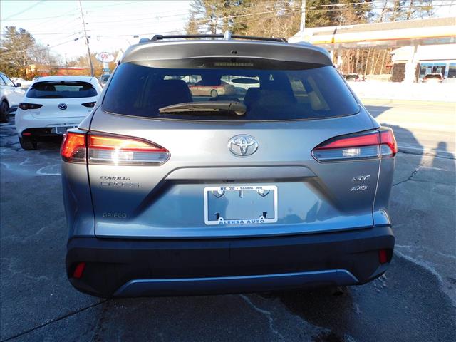 2024 Toyota Corolla Cross XLE:RV095426