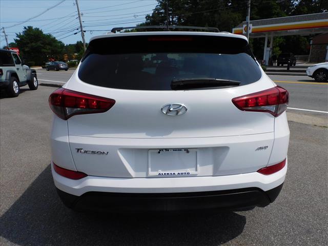 2016 Hyundai TUCSON SE:GU243377