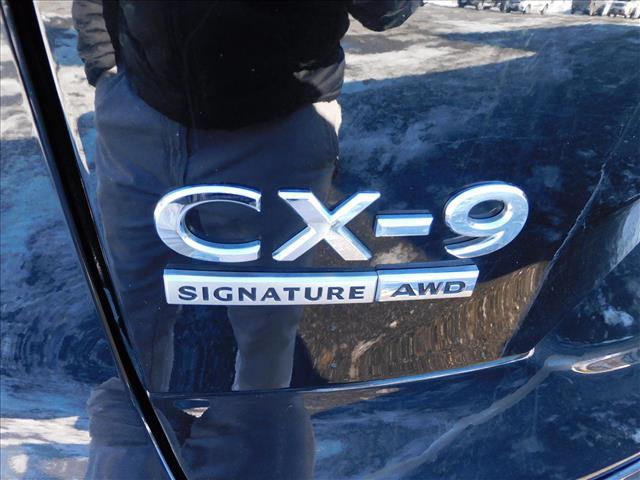 2022 Mazda CX-9 Signature:N0613130