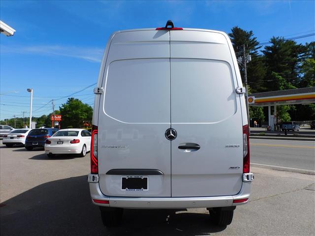 2024 Mercedes-Benz Sprinter 2500:RT182026