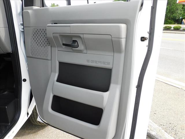2024 Ford E-350 DRW 158'' WB 15'6'' BOX:RDD11183