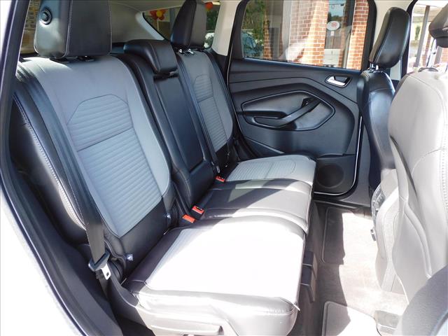 2019 Ford Escape SE:KUC42641