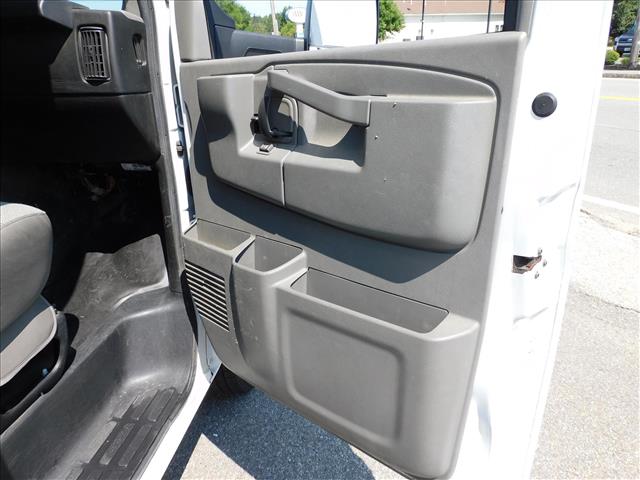 2018 Chevrolet 3500  Unicell 15Ft Box DRW Fiberglass:J1268251