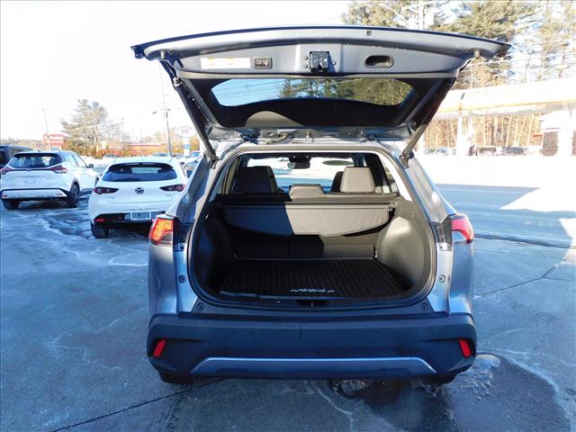 2024 Toyota Corolla Cross XLE:RV095426