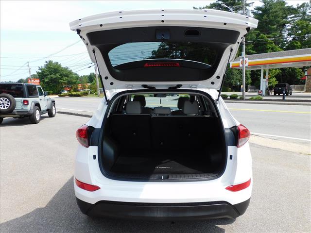2016 Hyundai TUCSON SE:GU243377