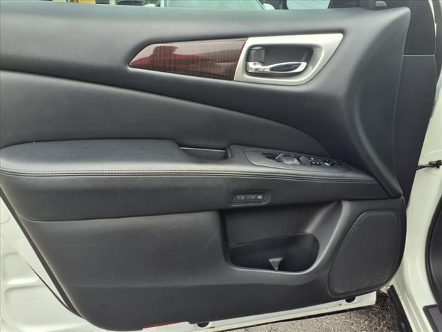 2016 Nissan Pathfinder Platinum