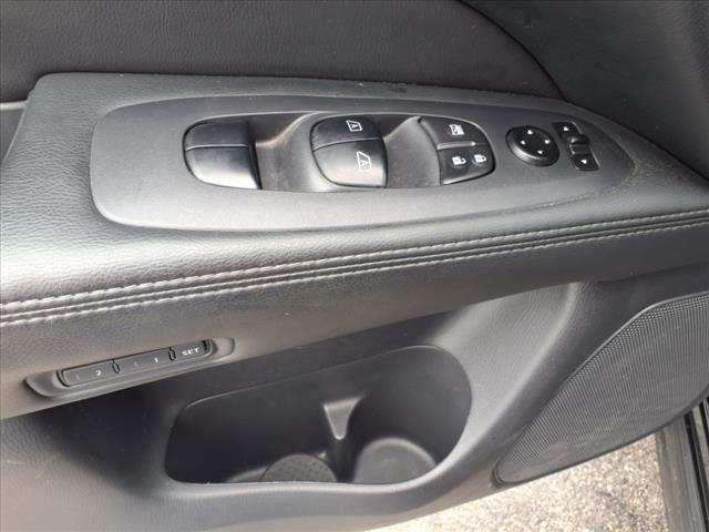 2014 Nissan Pathfinder SL