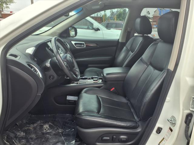 2016 Nissan Pathfinder Platinum